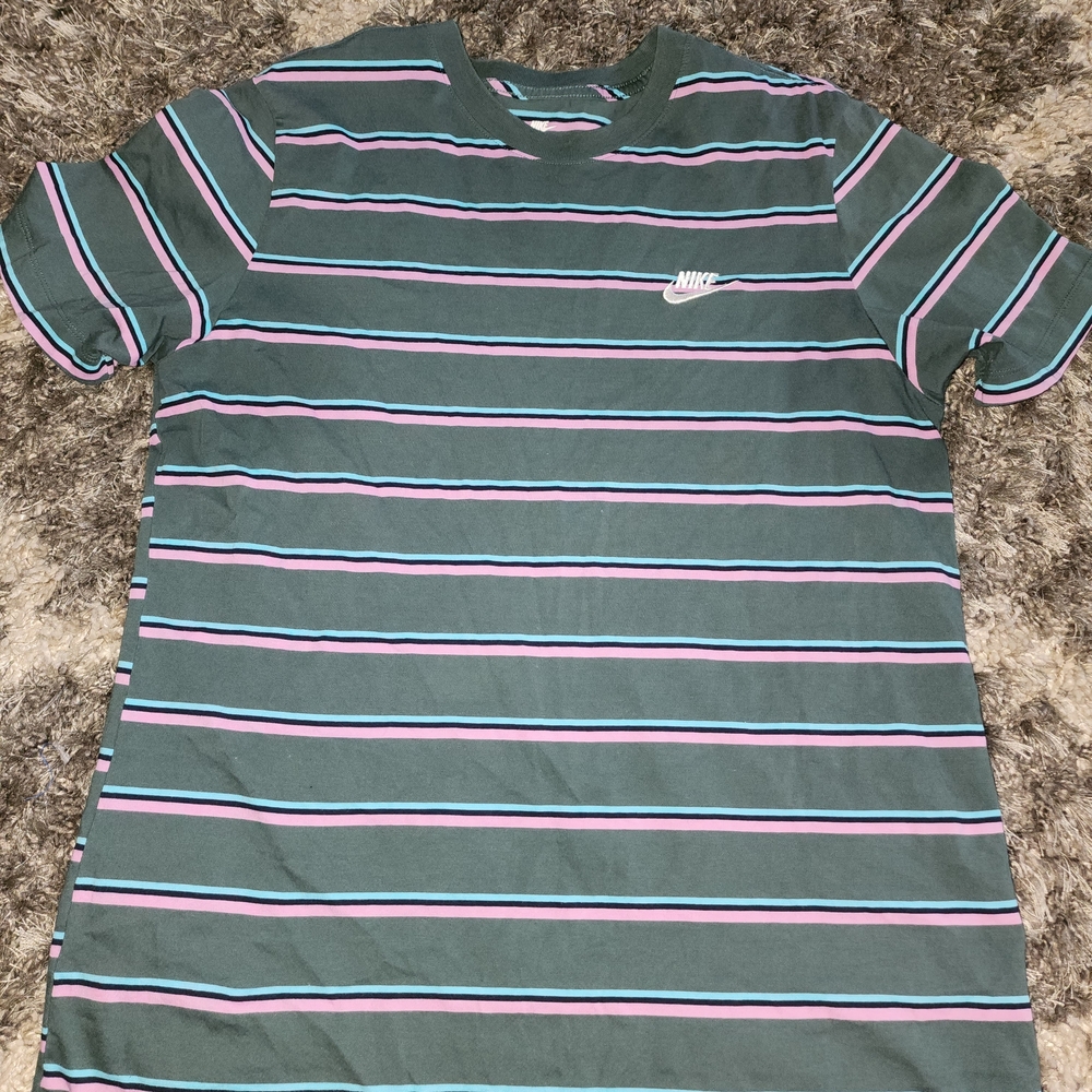 Nike Men's Multicolor Striped Sportswear Tee